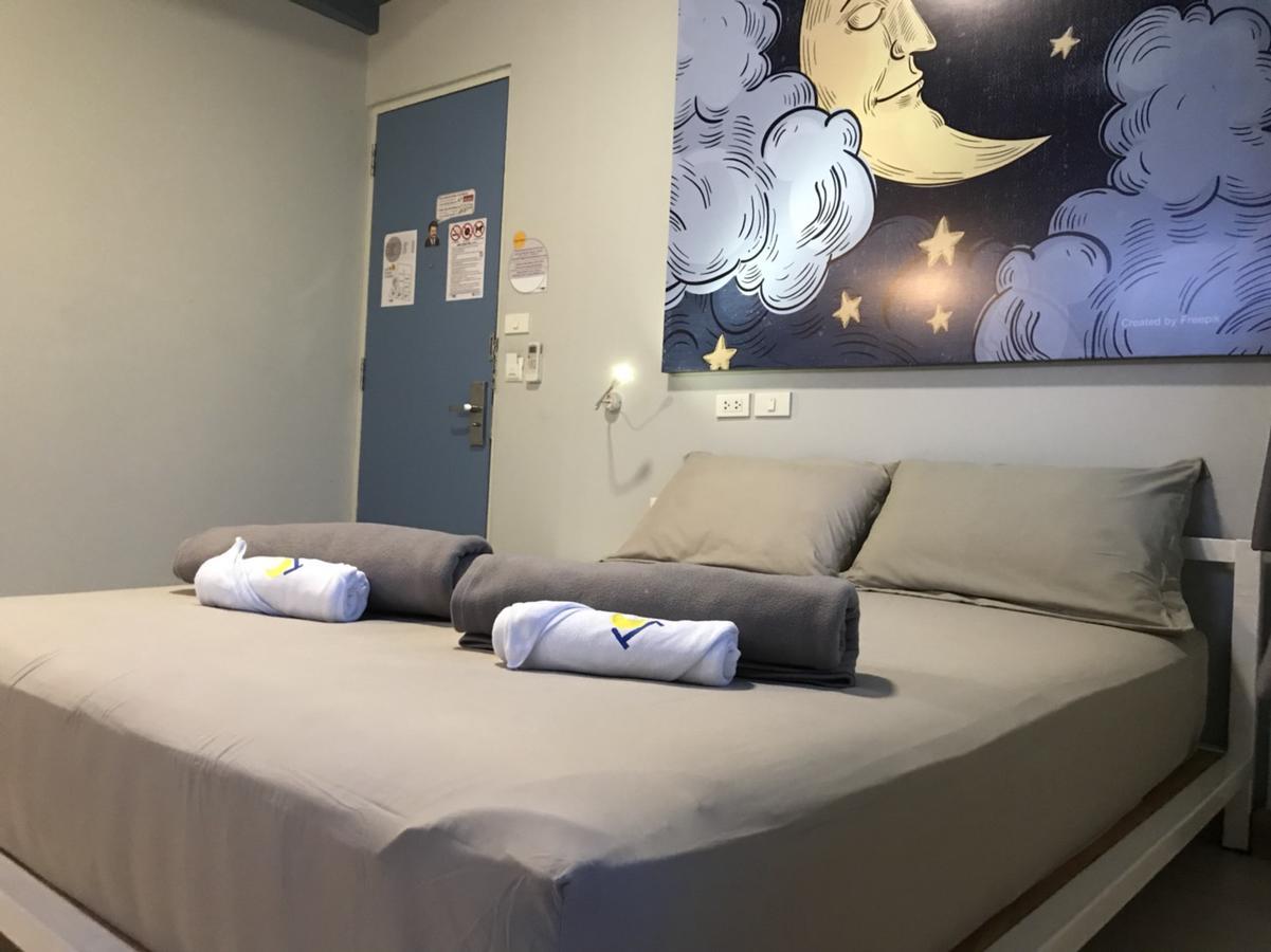 The Moon Hostel Huahin Exterior photo