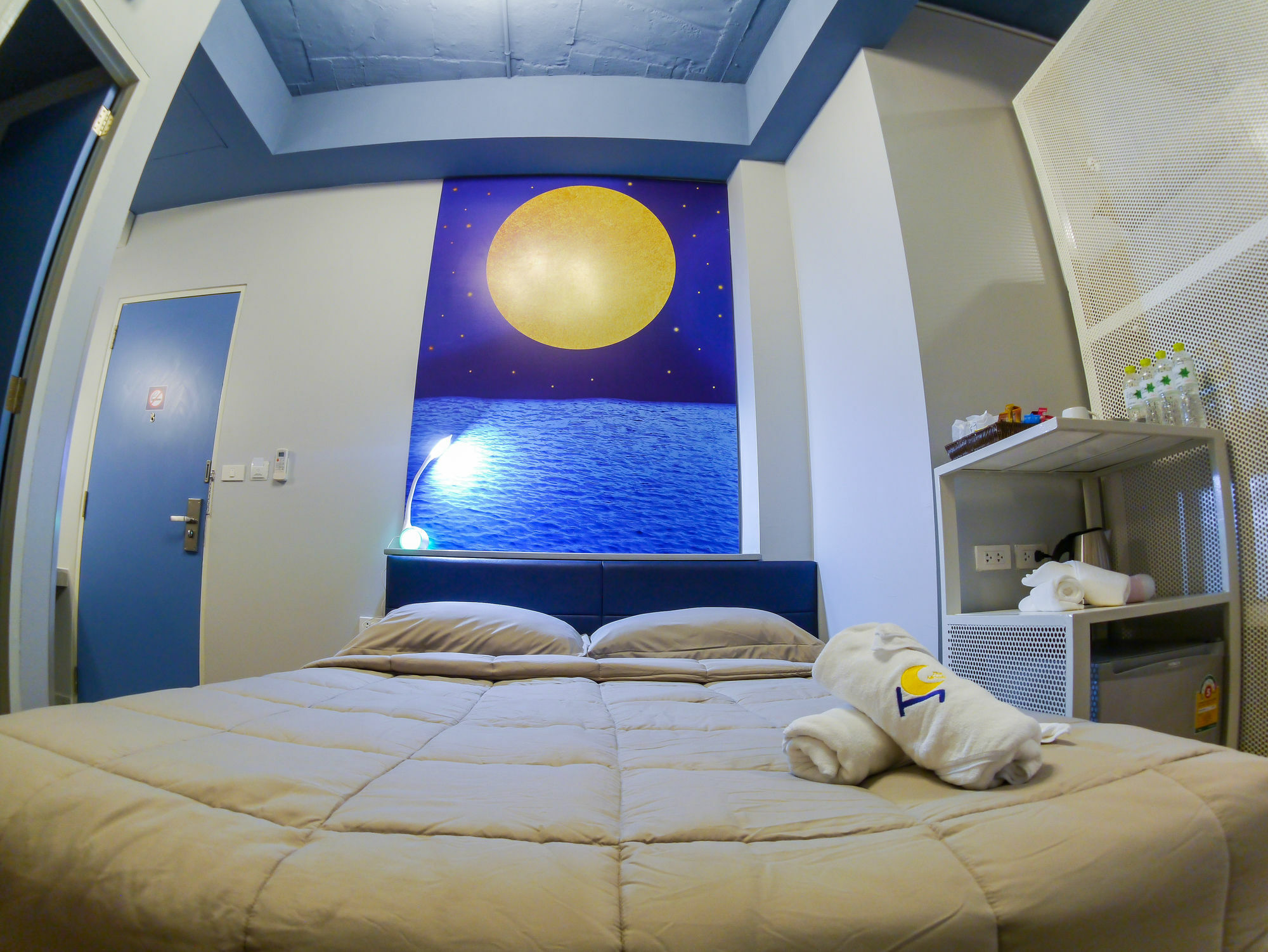 The Moon Hostel Huahin Exterior photo